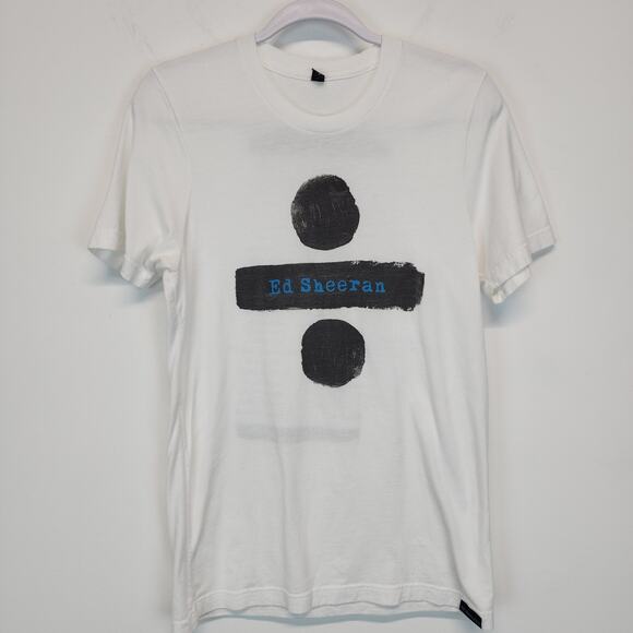 Ed Sheeran Divide Tour Official Shirt Size M White Pop Music Cotton Casual 2017 - Picture 1 of 5